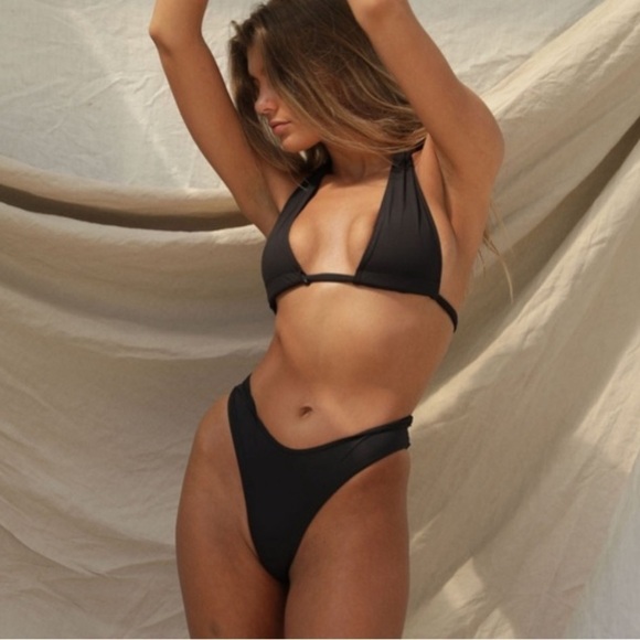 STONE FOX x FREE PEOPLE Rico Top In Black - Picture 1 of 5